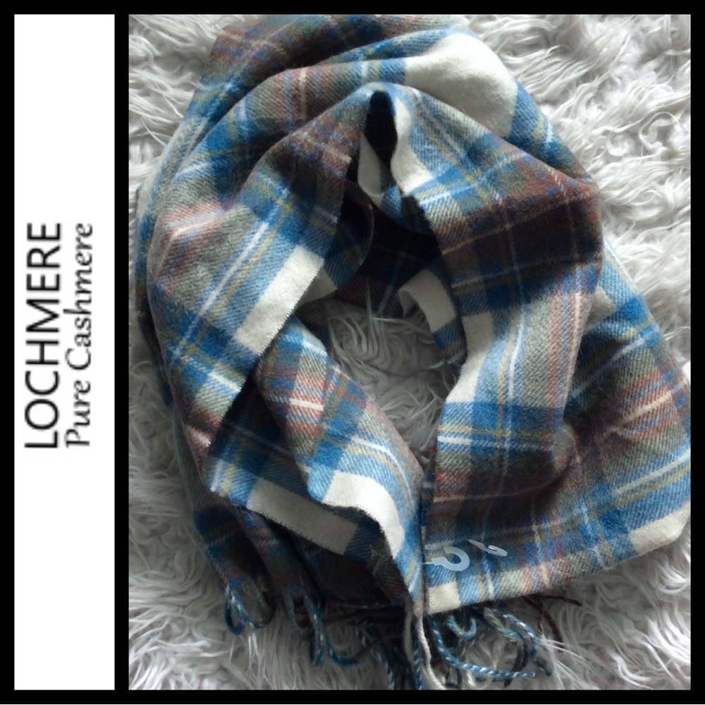 NWOT 100% Cashmere Scarf